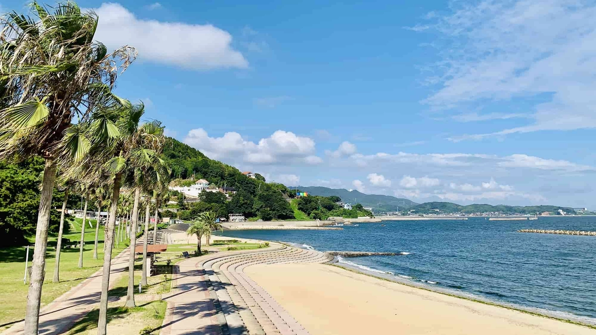 夏の終わりの宮崎海水浴場（愛知県西尾市）